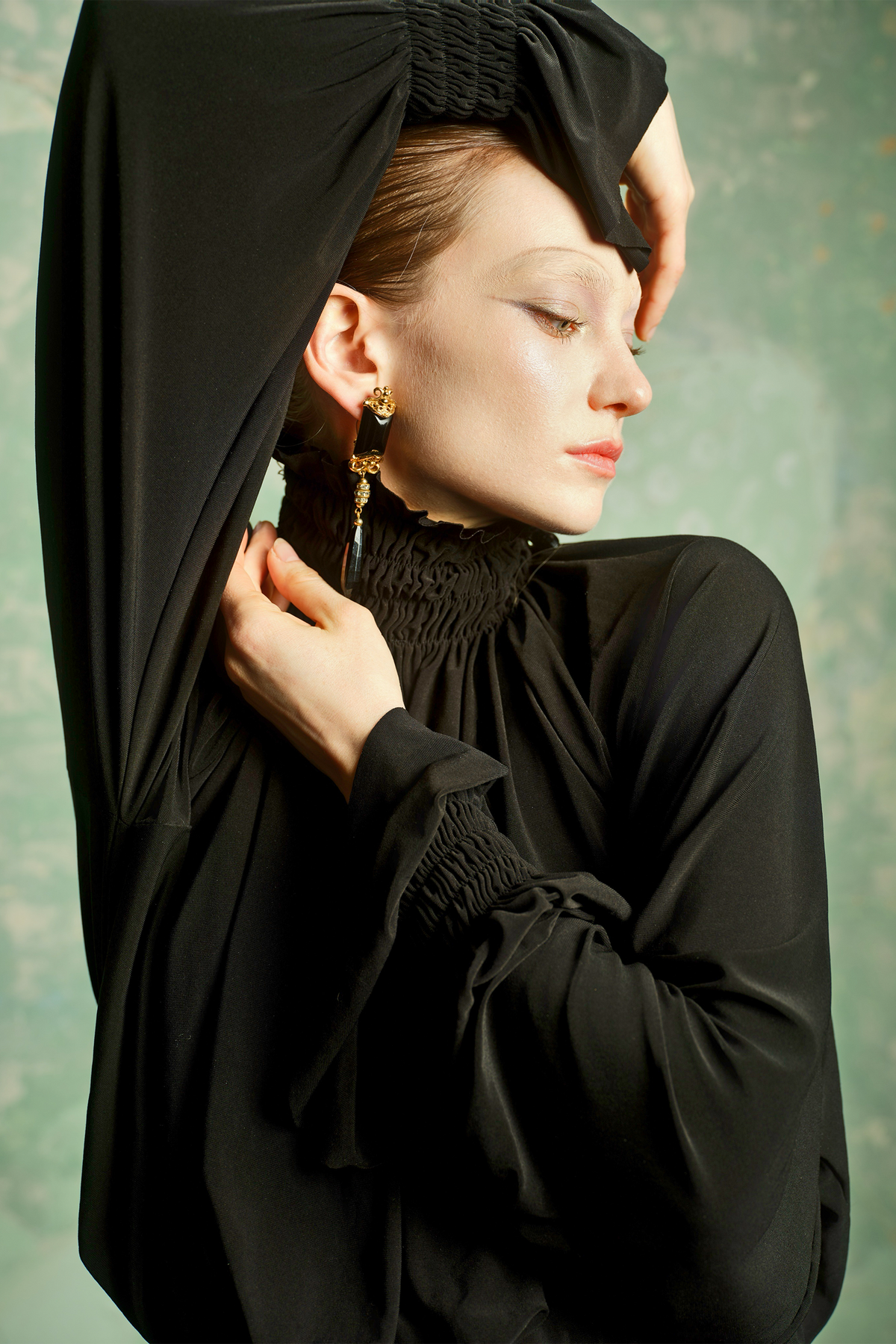 Black Balloon Sleeve Blouse